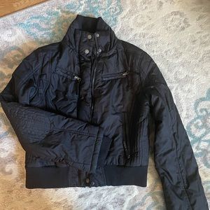 first kiss medium crop black puffer jacket